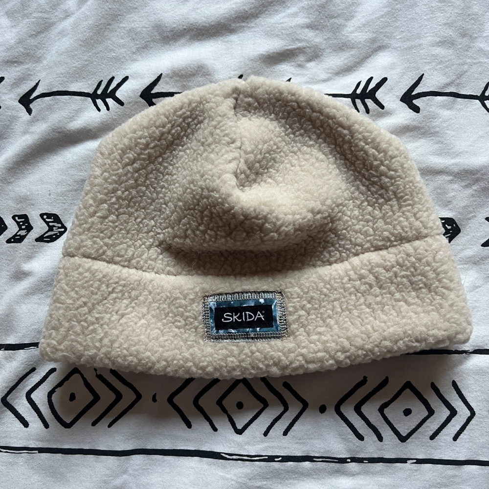 Skida women’s high-pile fleece hat